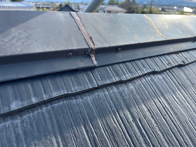 南アルプス市　棟板金　継ぎ目　コーキング　シーリング防水